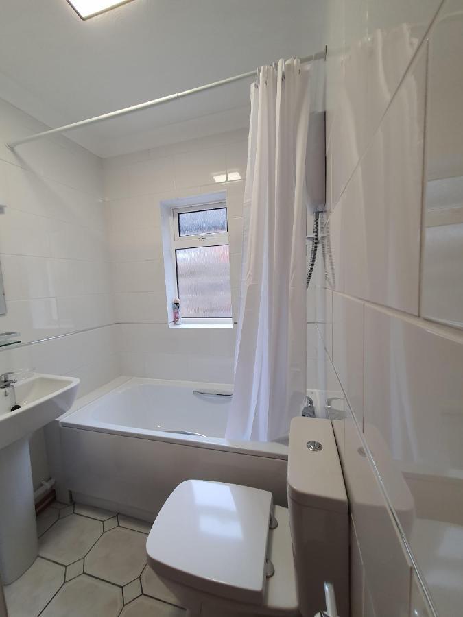 Seaford Lodge Apartments 滨海韦斯顿 客房 照片